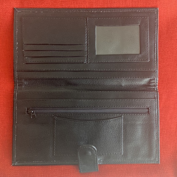 Passport Holder/wallet- Faux Leather & Ikat print fabric - Picture 4 of 5